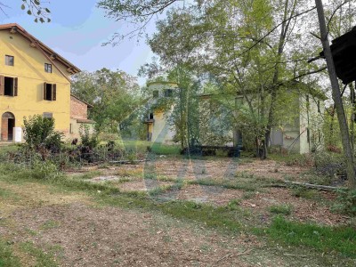 Villa in Vendita a Castelvetro Piacentino 0 