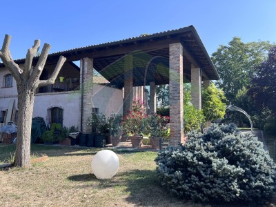 Villa in Vendita a Gragnano Trebbiense 1 
