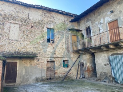 Stabile - Palazzo in Vendita a Borgonovo Val Tidone 1 
