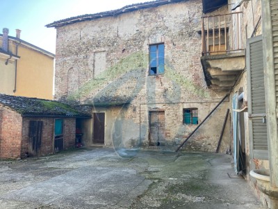 Stabile - Palazzo in Vendita a Borgonovo Val Tidone 0 